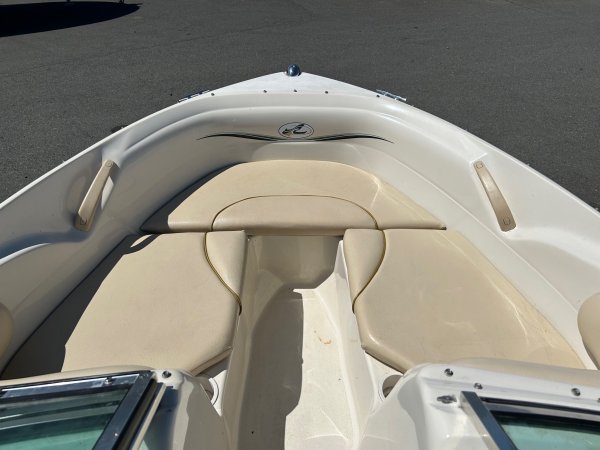 Pre-Owned 2000 Sea Ray 185 Bow Rider for sale